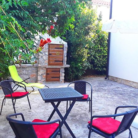 Apartmani Juliska ピロヴァッツ エクステリア 写真