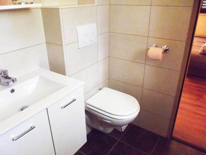 Apartmani Juliska ピロヴァッツ エクステリア 写真